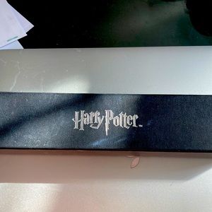 Harry Potter/Gryffindor Wrist Watch